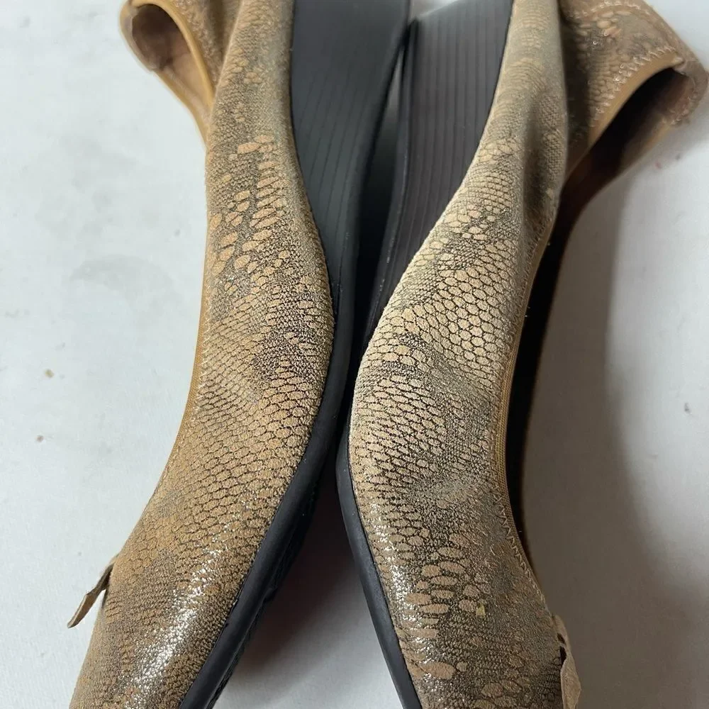 Hush Puppies golden brown iridescent wedge SZ9.5